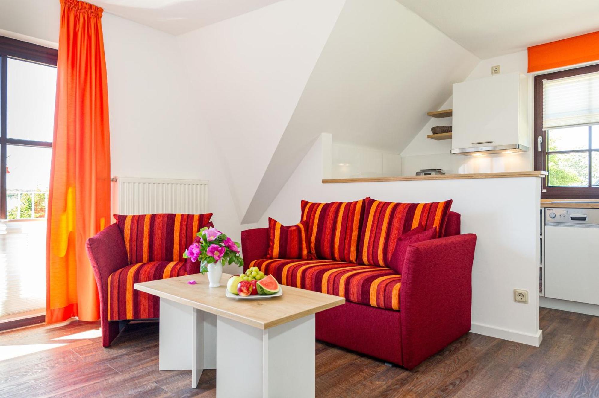 Selliner Ferienappartements Mit Balkon Und Seeblick Bagian luar foto